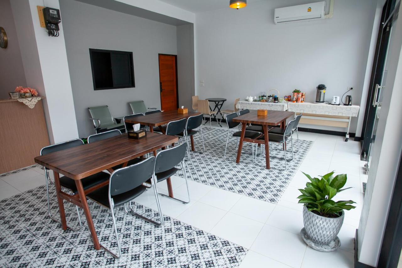 Hotell The Brown Boutique Patong